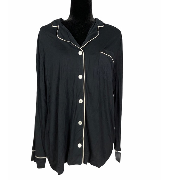 Love and Lore Black Piped PJ Set - Picture 4 of 8